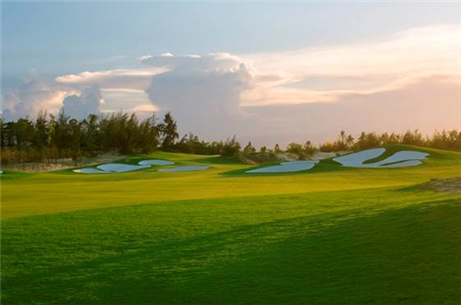 7 Day Hanoi & Danang Golf Week